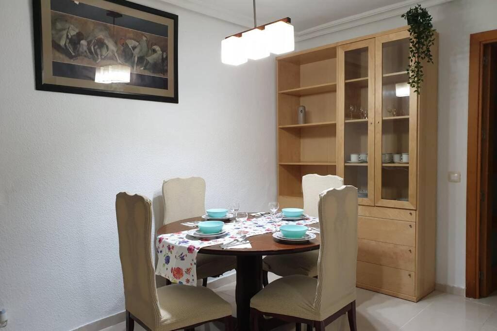 Beautiful And Cozy Apartment In Seville. Exterior photo